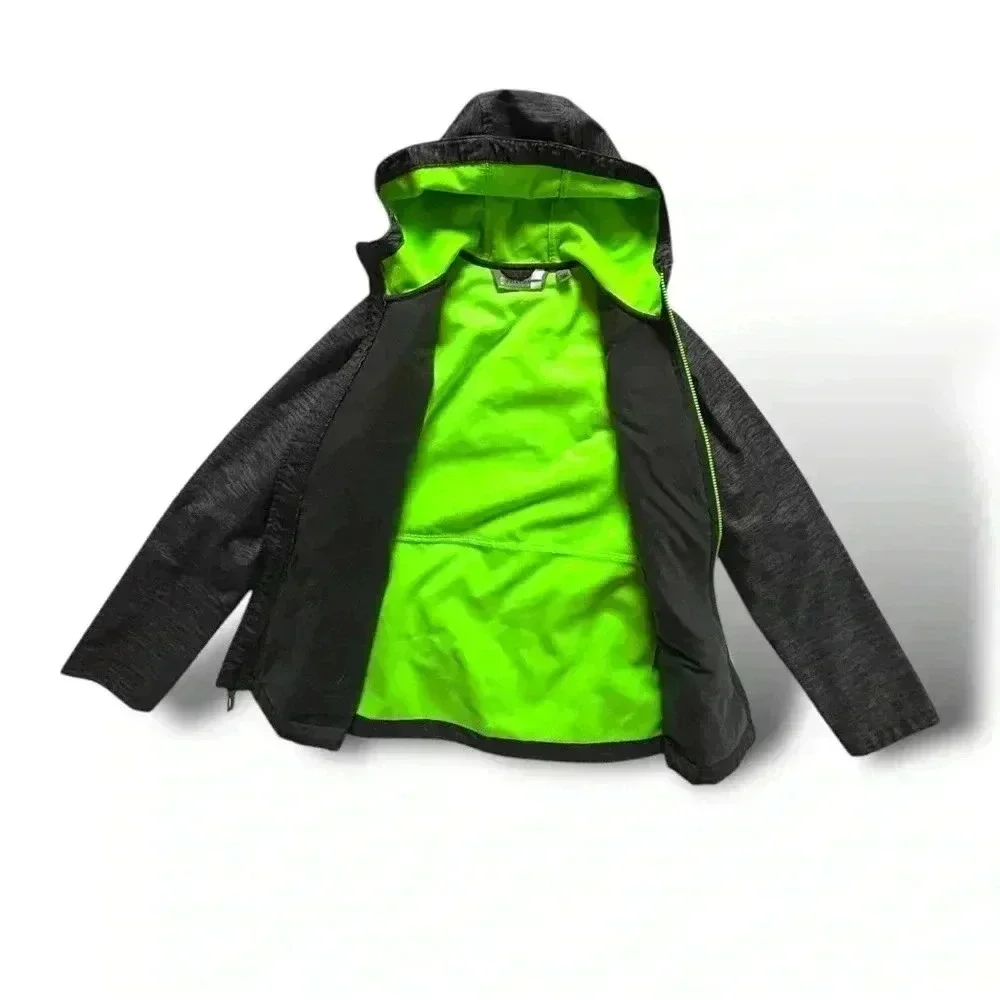 NWOT Free Country Boy’s Sz 14-16 Black&Neon Jacket. 15% dsct w 2+ bndle.